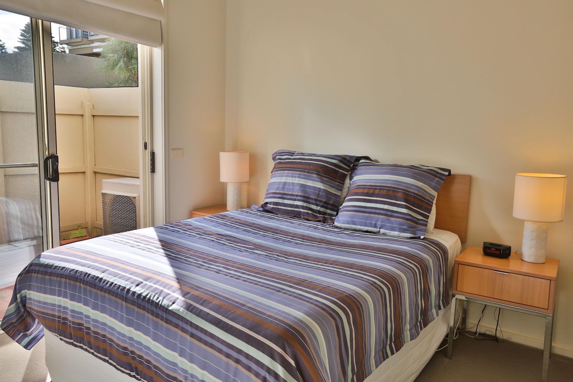 Lady Bay Resort Γουόρναμπουλ Εξωτερικό φωτογραφία