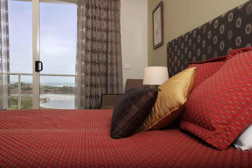Lady Bay Resort Γουόρναμπουλ Εξωτερικό φωτογραφία